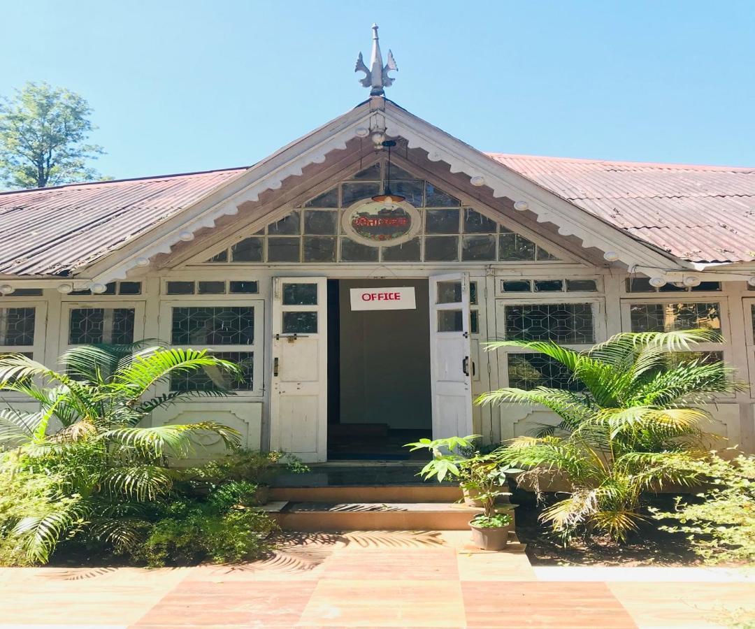 Citadel Resort Panchgani Exterior photo