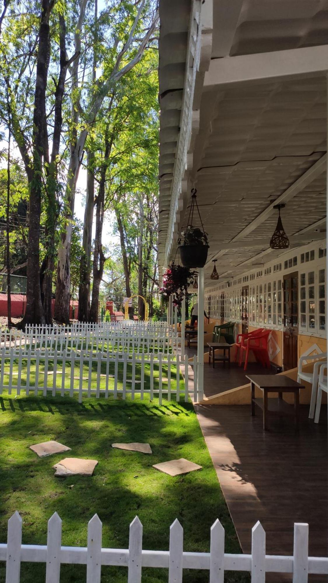 Citadel Resort Panchgani Exterior photo